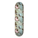 Recherche de coquillage skateboards Plage