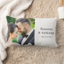 Search for wedding anniversary gifts Names
