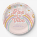 Recherche de rainbow paper plates Girl