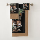 Search for unique elephant Giraffe