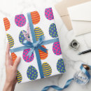 Recherche de oeuf coloré papier cadeau Toute personne