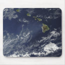 Recherche de vue satellite tapis souris Vue de l'espace