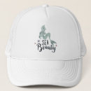 Recherche de petit adorable casquettes Disney