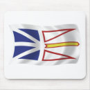 Recherche de terre neuve tapis souris Drapeau