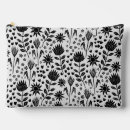 Search for cute cosmetic bags Black and white