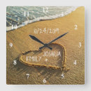 Recherche de mariage de plage horloges Newly weds