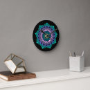 Recherche de mandala coloré horloges Élégant