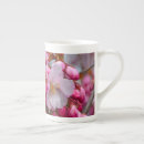 Recherche de fleurs de cerisier roses tasses Floral