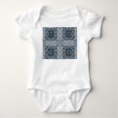 Recherche de marocain bébé vêtements Abstrait