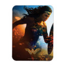 Recherche de diana magnets Super héroïne