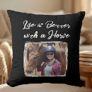 Recherche de cheval noir et blanc coussins Amoureux des chevaux