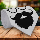 Recherche de barbe cravates Moustache