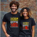 Recherche de dramatique vêtements Tendance