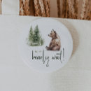 Recherche de ours brun badges Nous pouvons attendre