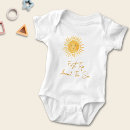 Recherche de tour bébé vêtements Mignon
