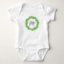 Recherche de feuillage vert bébé vêtements Mignon