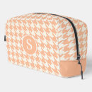 Search for fuzz accessories Pink