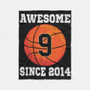 Search for old lady blankets Streetball