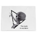 Search for alien gift bags Extraterrestrial