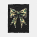 Search for military blankets Hunting dog