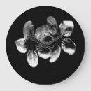Recherche de conception noire et blanche horloges Fleurs