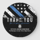 Recherche de officier horloges Police