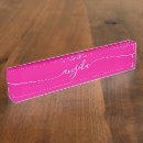 Recherche de pink porte noms Typographie