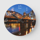 Recherche de image de couleur horloges Réflexion