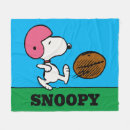 Search for football blankets Peanuts