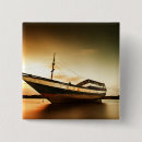 Recherche de vieux bateau badges Mer