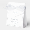 Recherche de dusty blue favour boxes Monogramme