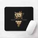 Recherche de vin tapis souris Monogramme