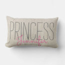Recherche de crèche rose coussins Girly