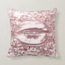 Recherche de kiss coussins Baiser