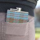 Search for tartan flasks Scottish