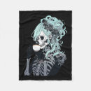 Search for messy blankets Spooky