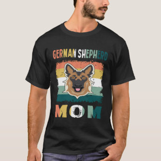 018 German Shepherd Mom T-Shirt
