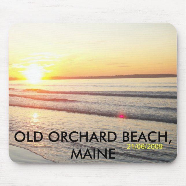 100_1135, OLD ORCHARD BEACH, MAINE MOUSE PAD (Front)