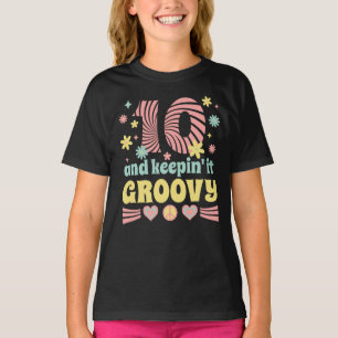 10 Years Old Tenth Birthday Groovy Vintage Girls' T-Shirt