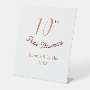 10th wedding anniversary peach pastel name retro b pedestal sign
