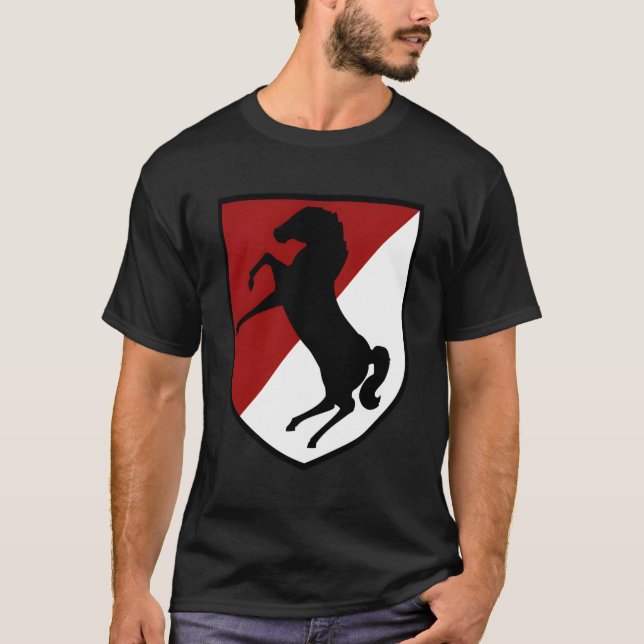 11Th Armoured Cavalry Regit Patch 11Th Acr T-Shirt (Front)