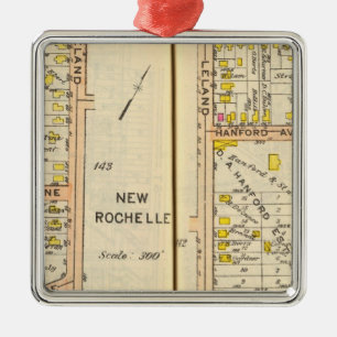 142143 New Rochelle Metal Ornament