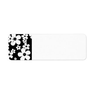 15B&W BLACK WHITE GRUNGE PINK FLOWER PATTERN FUN