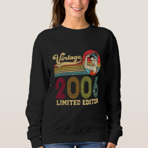 16 Years Old Retro Vintage 2006 Editon 16th Birth Sweatshirt