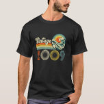 16th Birthday Gifts Vintage Born In 2009 16 Years  T-Shirt<br><div class="desc">16th Birthday Gifts Vintage Born In 2009 16 Years Old Retro</div>