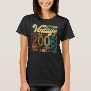 17 Year Old Born In 2006 Vintage 17th Birthday T-Shirt