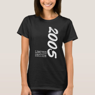 17th Birthday Boy 17 Years Decoration Girl 2005 F T-Shirt