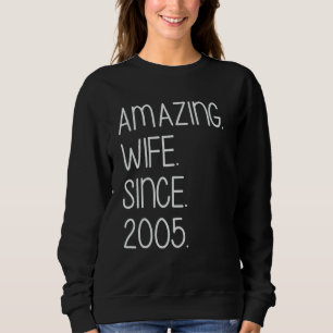 17th Wedding Aniversary For Her Best Wife Since 2 Sweatshirt