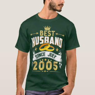 17th Wedding Anniversary Best Husband Since 2005  T-Shirt