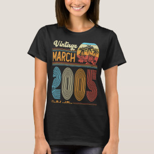 18 Years Old Birthday  Vintage March 2005 Girls Bo T-Shirt